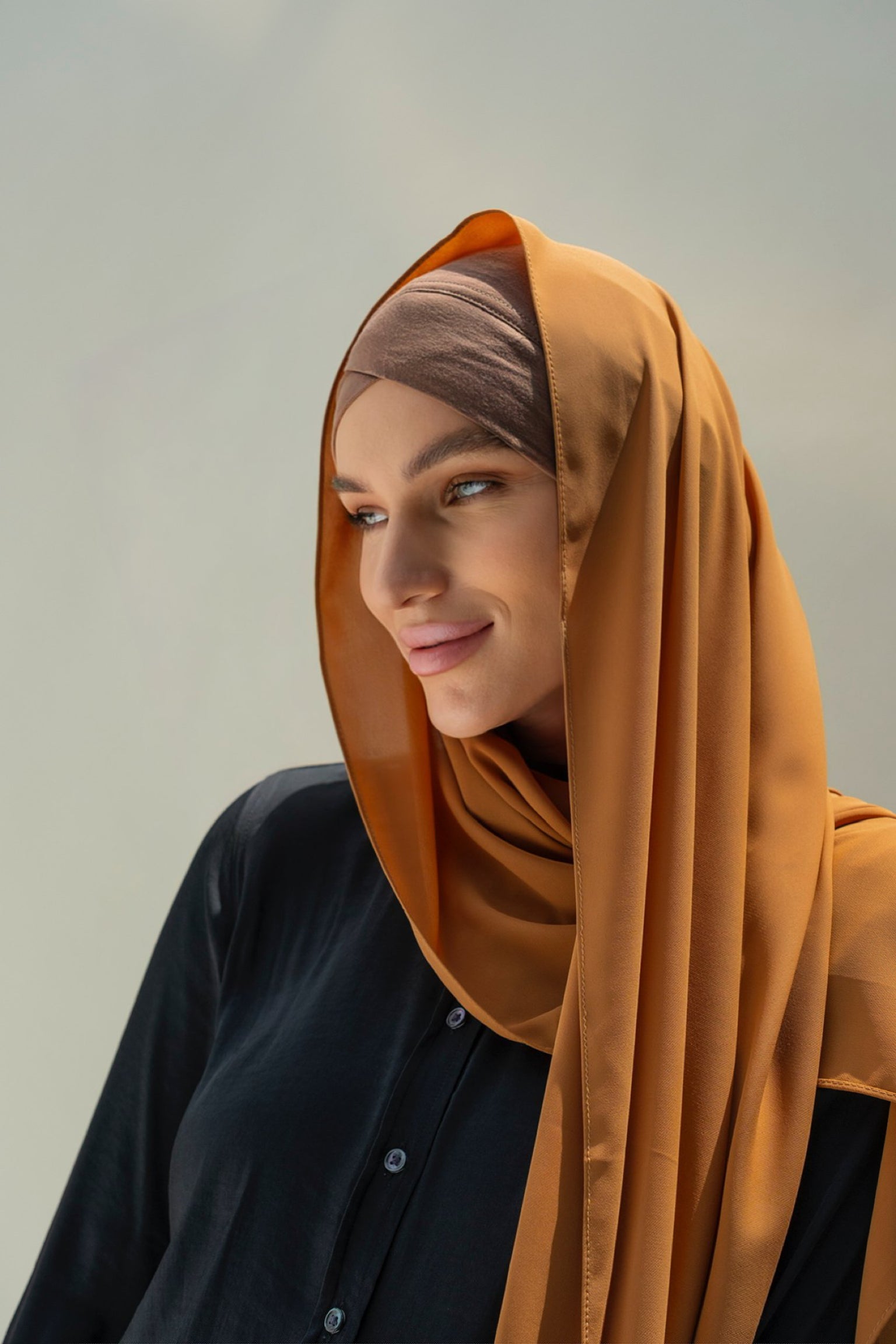 CONFIDENT CROSS INNER SCARF SET