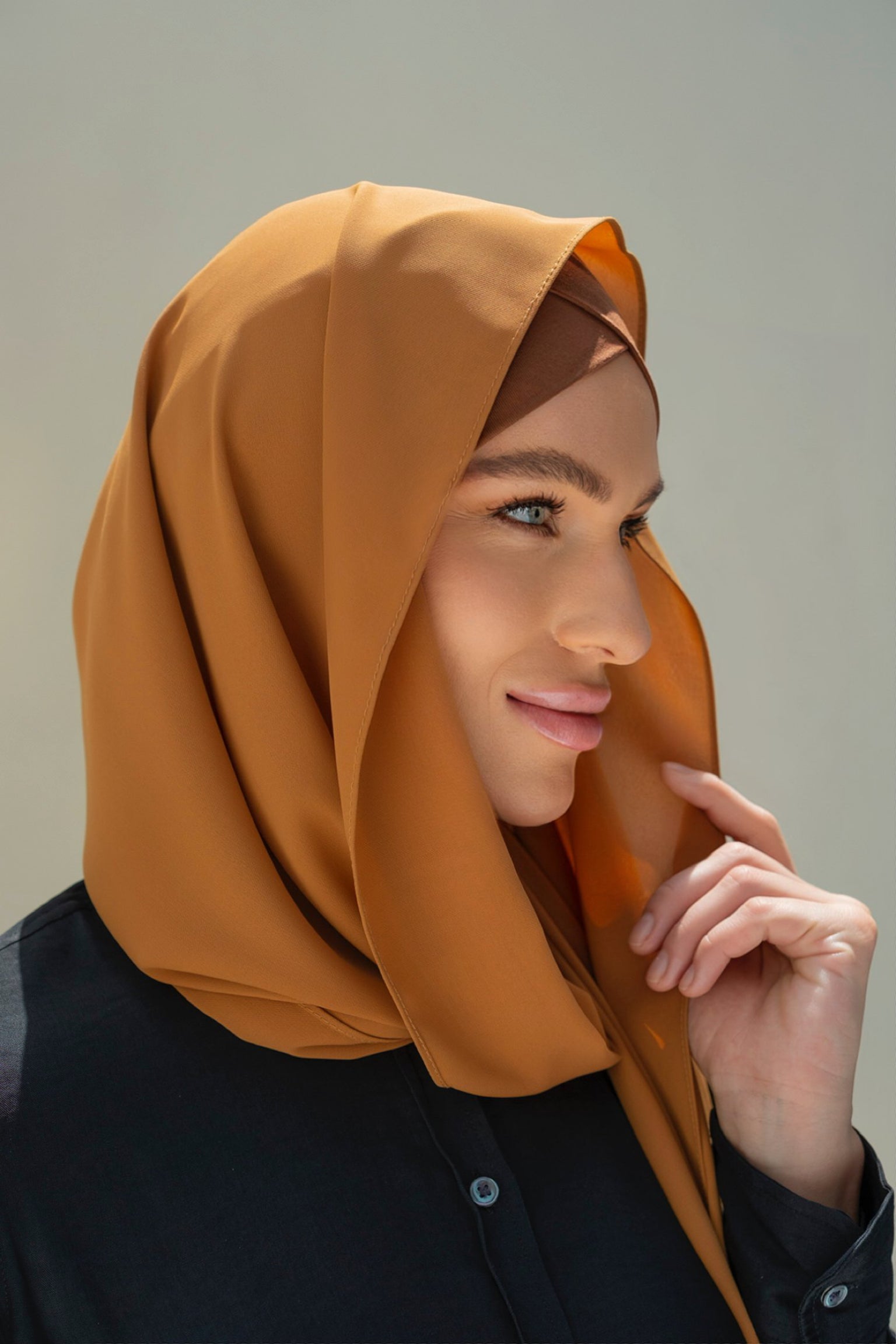 CONFIDENT CROSS INNER SCARF SET