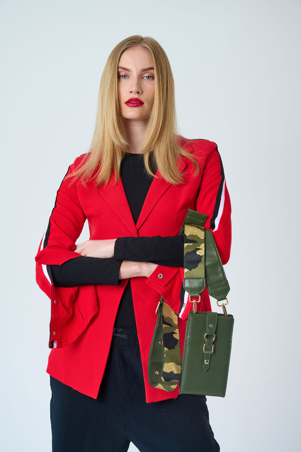 CarryOn Wednesday Phone Wallet Bag – Luxury Army Green Leather Crossbody