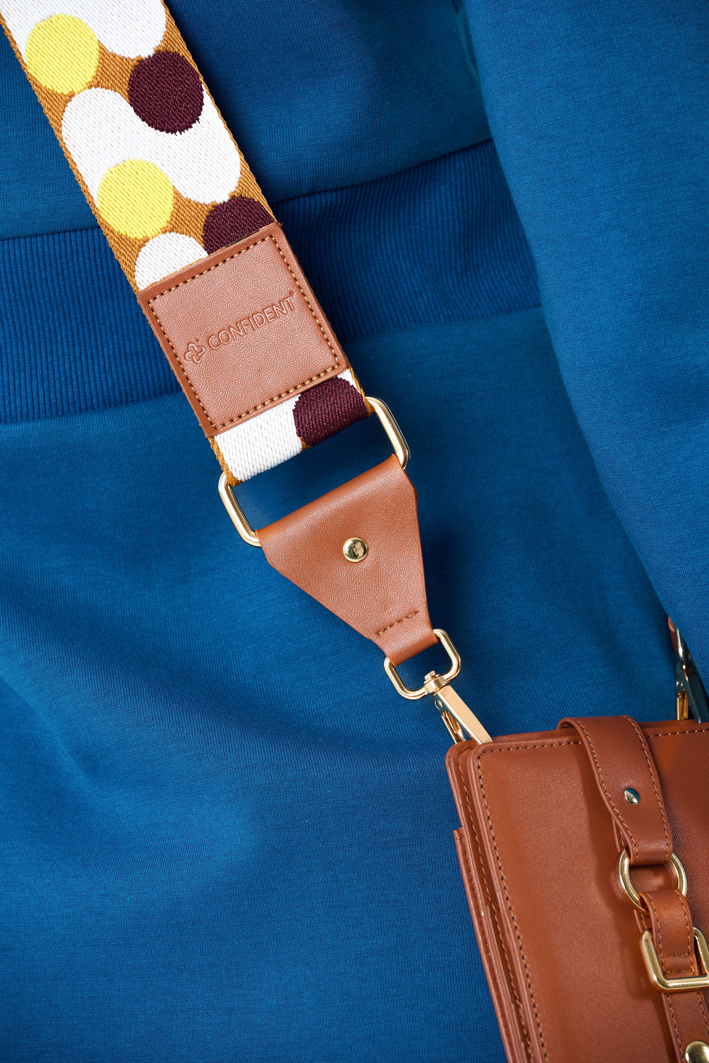 CONFIDENT LUXURY CONFIDENT CARRYON